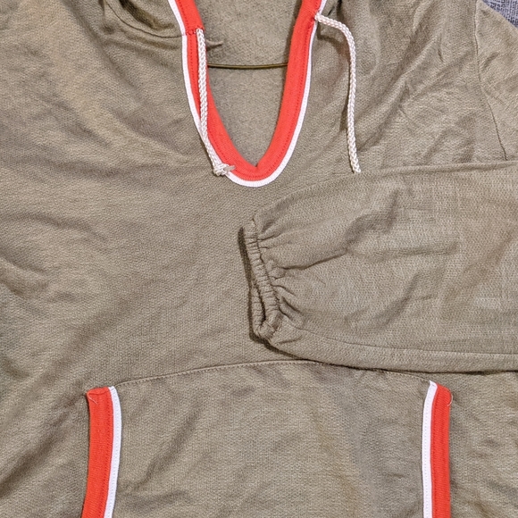 Striped vintage draw string hoodie - Picture 6 of 8